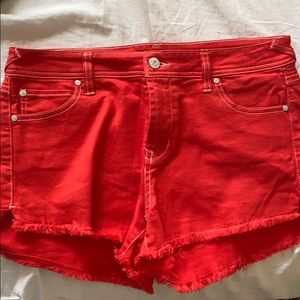 Celebrity pink shorts with pockets